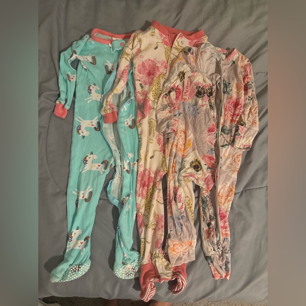 Great Condition! 3 Sets of Girls Pajamas 12 Months
